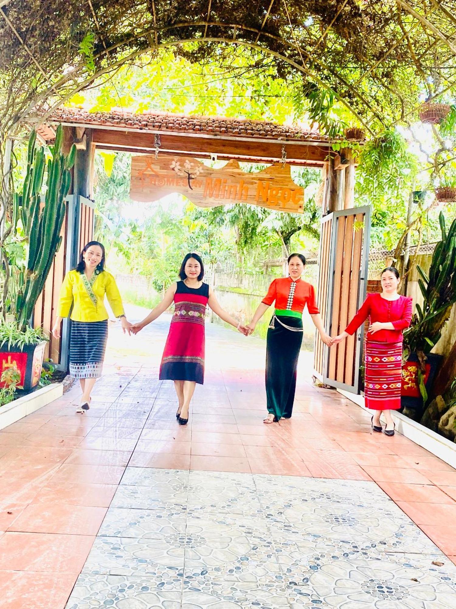 Minh Ngoc Homestay Dien Bien Phu Ban Him Lom Ngoại thất bức ảnh