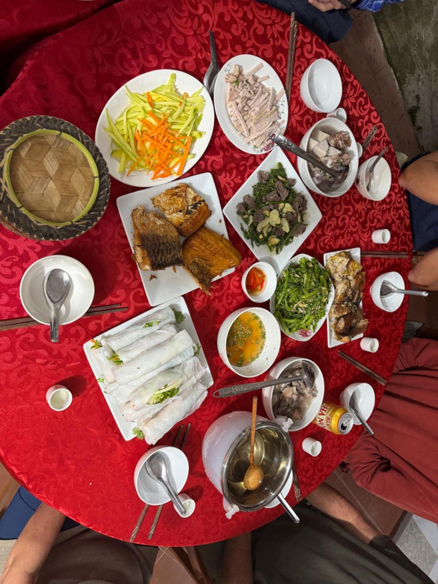 Minh Ngoc Homestay Dien Bien Phu Ban Him Lom Ngoại thất bức ảnh